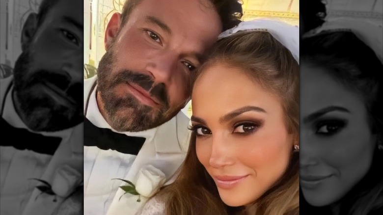 Jennifer Lopez and Ben Affleck pose together