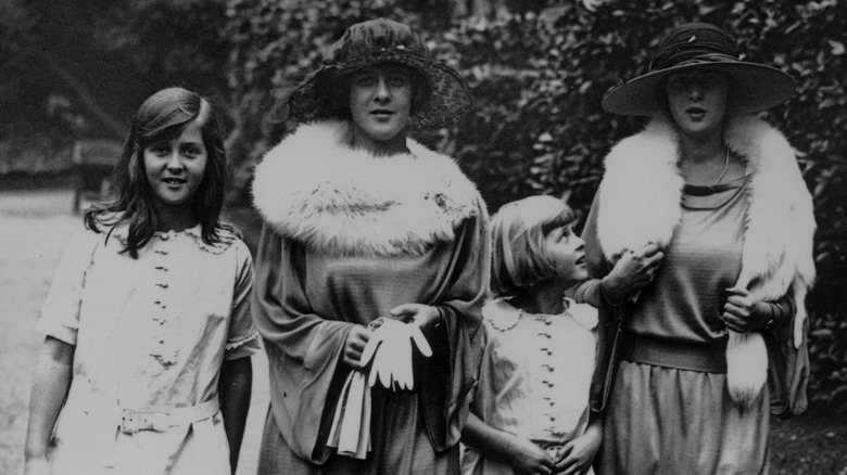 Princesses Margarita, Sophie, Cecilie, and Theodora walking