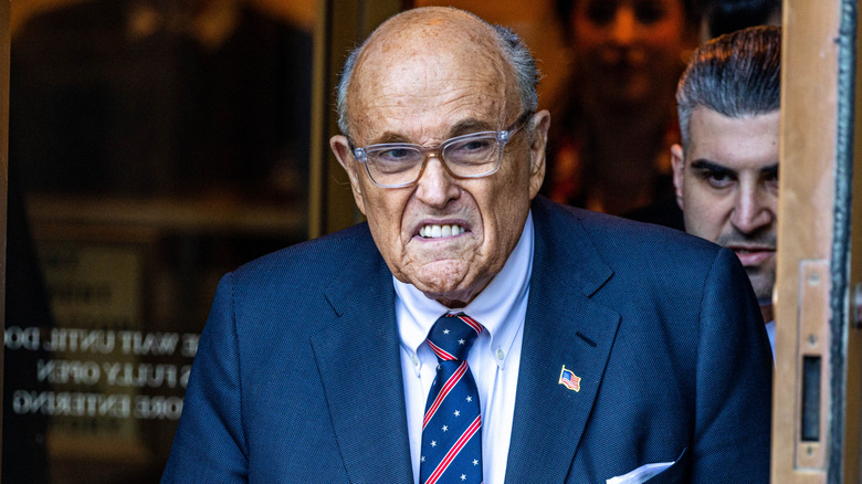 Rudy Giuliani leaves the New York Federal Courthouse