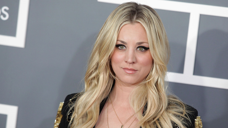 Kaley Cuoco attends the 2013 Grammy Awards