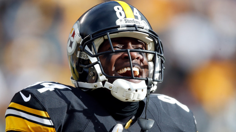 Antonio Brown celebrating on field in Steelers uniform