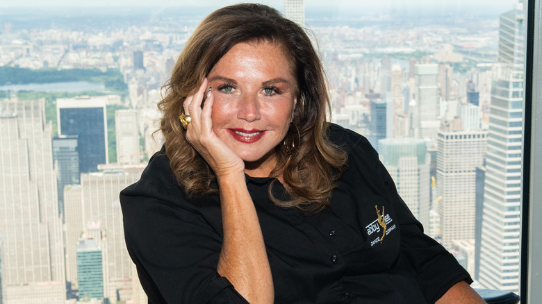 Abby Lee Miller posing at the Empire State Building