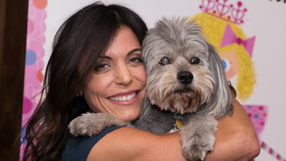 Bethenny Frankel and Cookie at Cookie Meet Peanut bookstore event in 2014