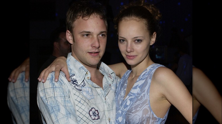 Brad Renfro, Bijou Phillips posing