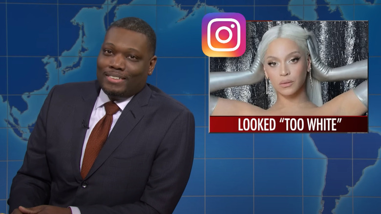 Michael Che with over-the-shoulder Beyonce graphic