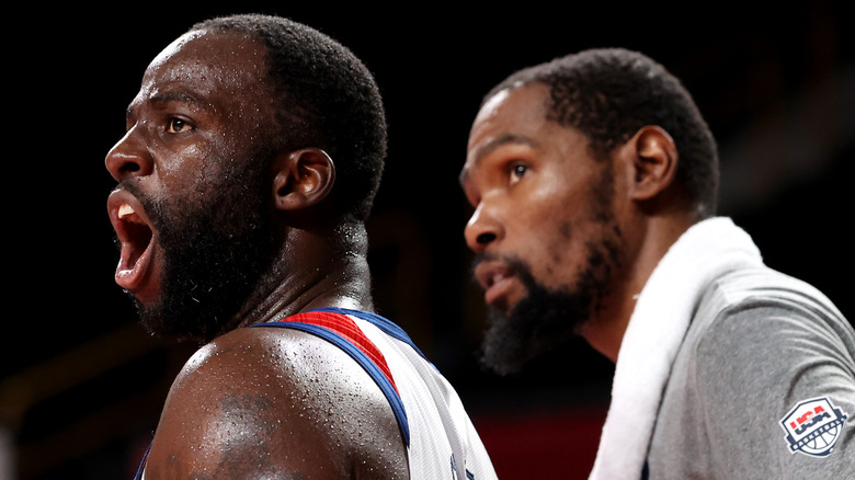 Draymond Green and Kevin Durant on the court