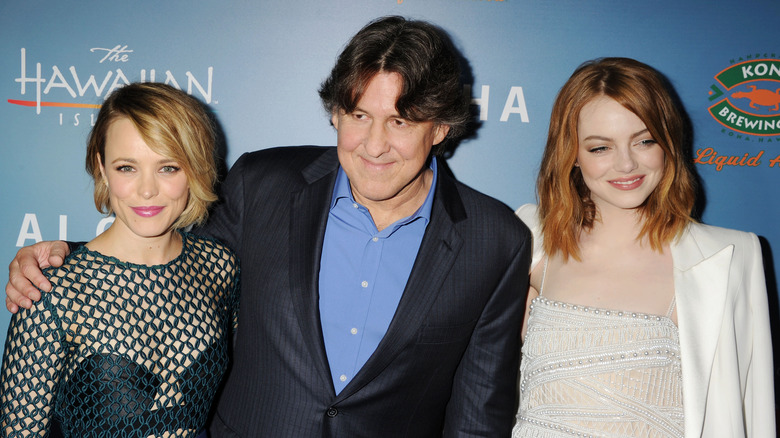 Rachel McAdams, Cameron Crowe, and Emma Stone smiling