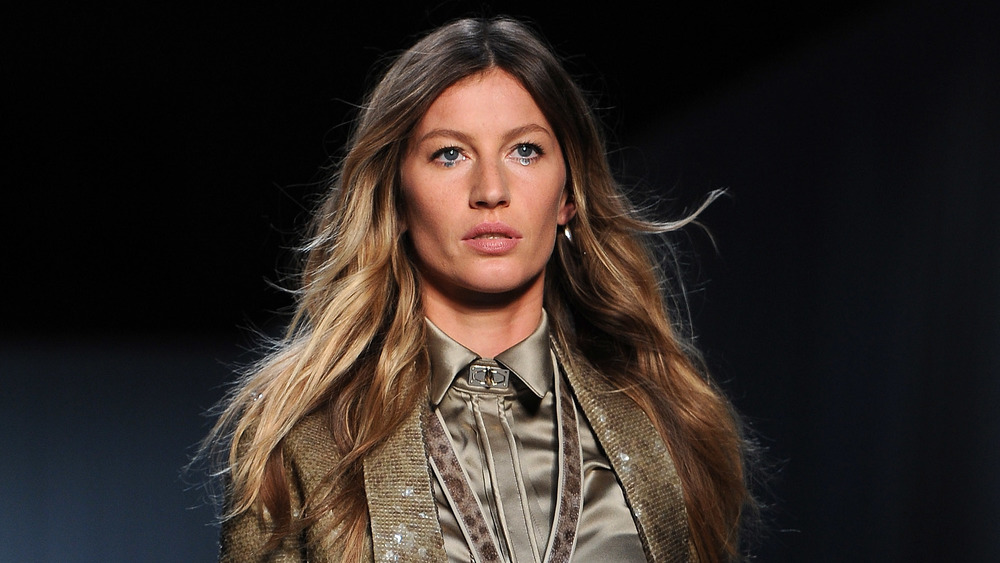 Gisele Bundchen looking intense on the catwalk 