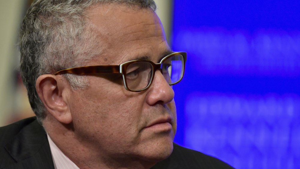 Jeffrey Toobin looking somber 