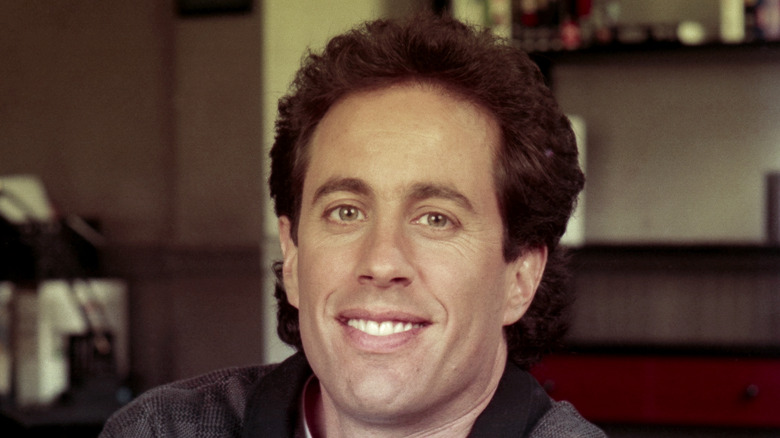 Jerry Seinfeld posing for cameras