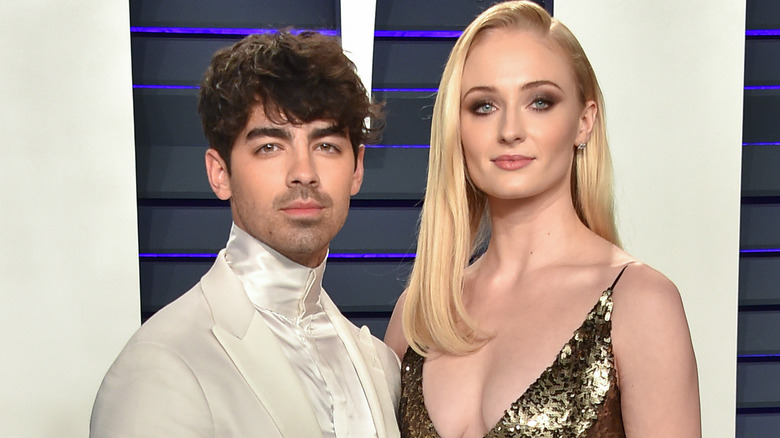 Joe Jonas and Sophie Turner posing