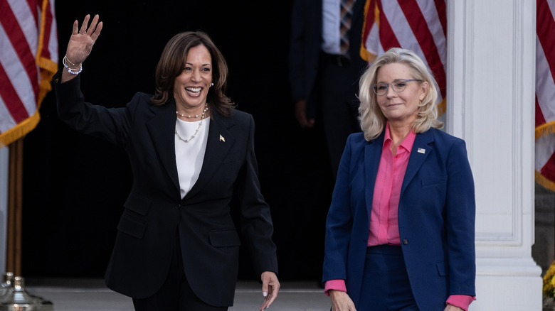 Kamala Harris and Liz Cheney waving