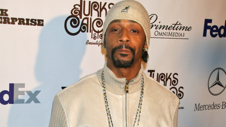 Katt Williams wearing a chain