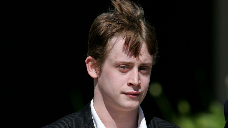 Macaulay Culkin outside court