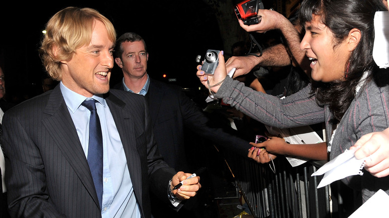 Owen Wilson attends a movie premiere