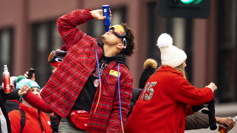 Patrick Mahomes drinking from bottle