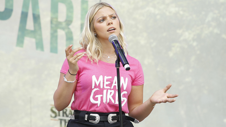 Renée Rapp wearing Mean Girls shirt