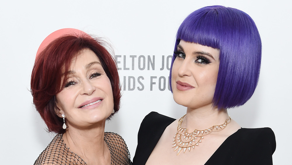 Sharon and Kelly Osbourne smiling 