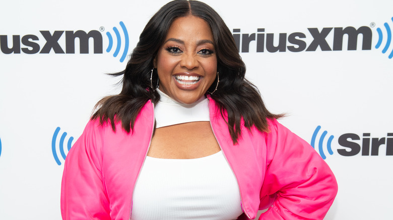 Sherri Shepherd posing