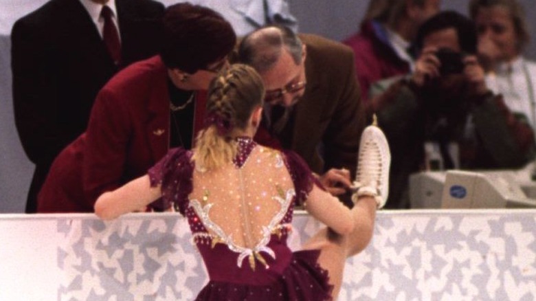 Tonya Harding fixing skate