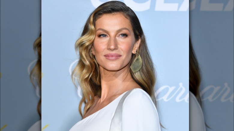 Gisele at an event