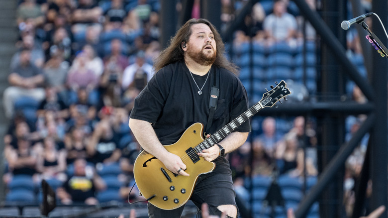 Wolfgang Van Halen playing guitar