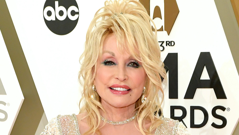 Dolly Parton smiling