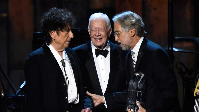 Jimmy Carter honoring Bob Dylan