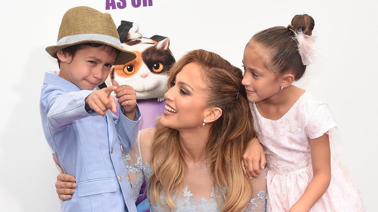 Jennifer Lopez poses with Emme and Max in 2015