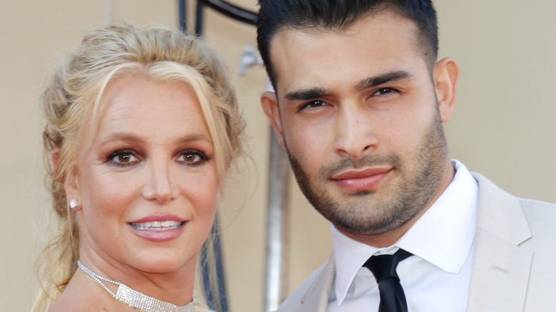 Britney Spears poses with fiancé Sam Asghari