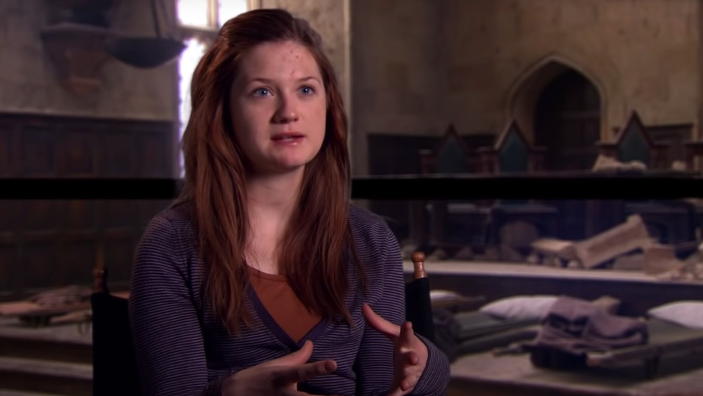 Bonnie Wright talking on set of Harry Potter