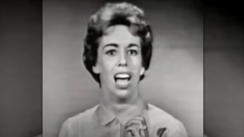 Carol Burnett singing