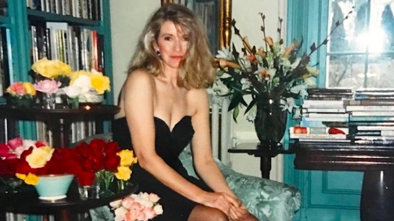 Martha Stewart sitting and smiling in the 1980s