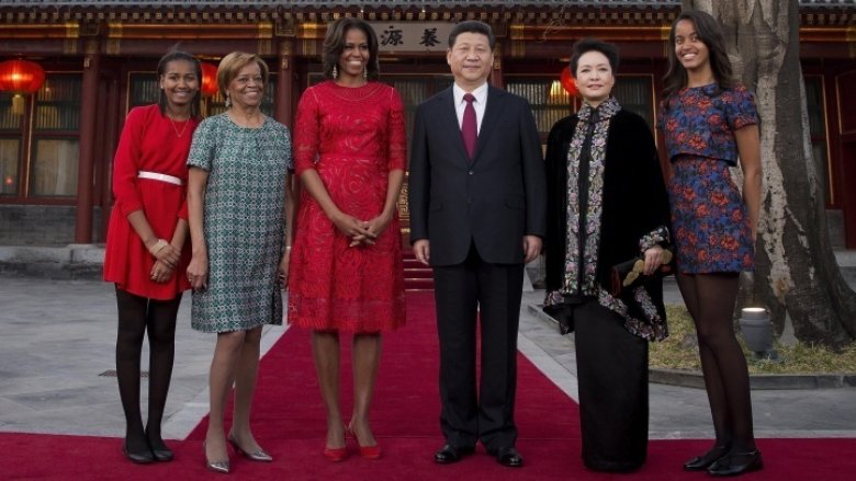 Malia and Sasha visiting China 2014