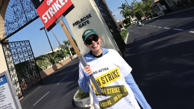 Vanessa Bayer during the SAG-AFTRA strike.