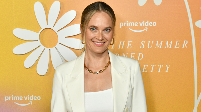 Rachel Blanchard smiling