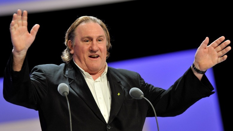 Gerard Depardieu speaking at event