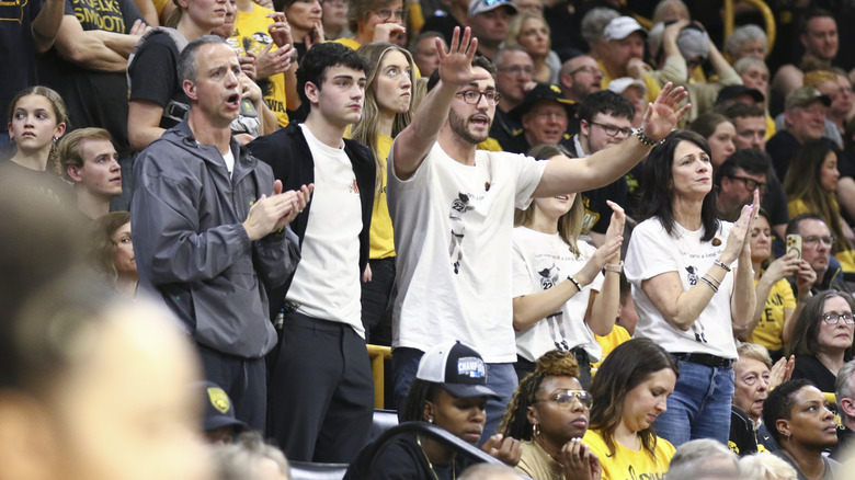 Caitlin Clark family cheering