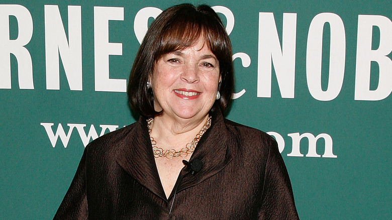 Ina Garten wearing gold necklace