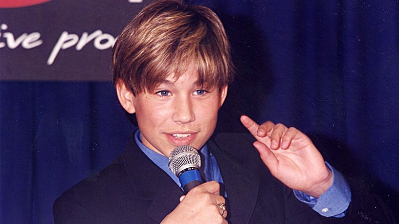 Jonathan Taylor Thomas on stage