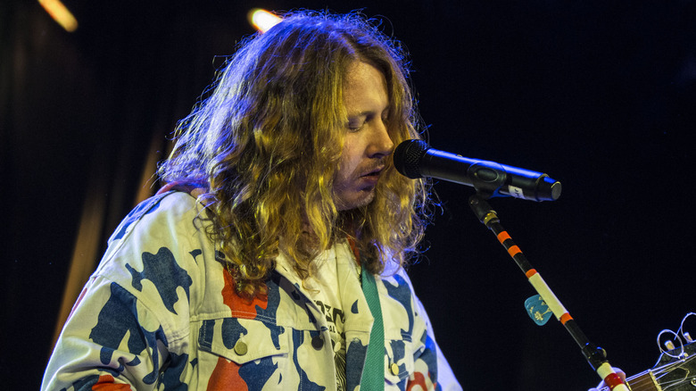 Ben Kweller singing