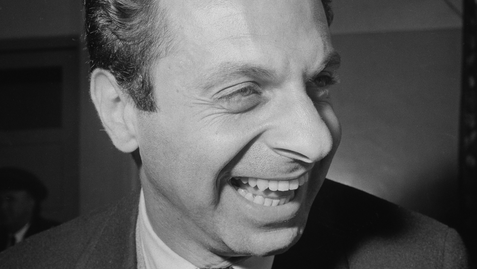 The Tragic Death Of Comedian Mort Sahl 5594