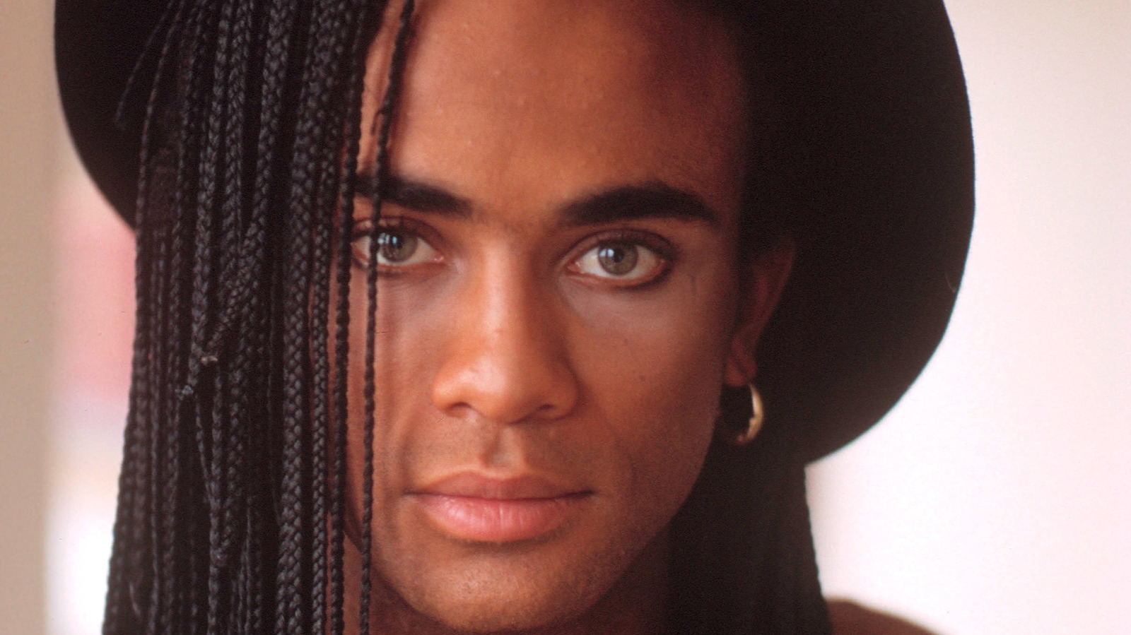 The Tragic Death Of Rob Pilatus From Milli Vanilli   L Intro 1605715154 