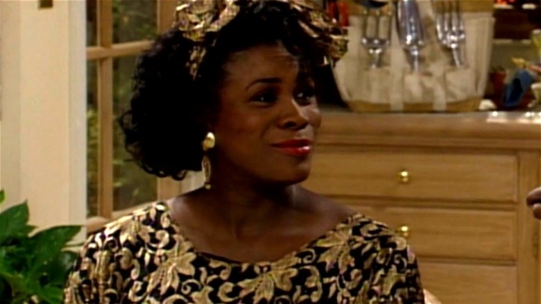 Aunt Viv grinning in Fresh Prince screengrab