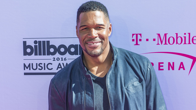 The Tragic Real Life Story Of Michael Strahan 
