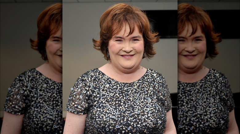 Susan Boyle posing for cameras