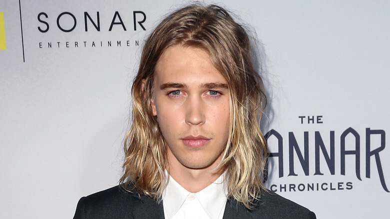 Austin Butler with long hair