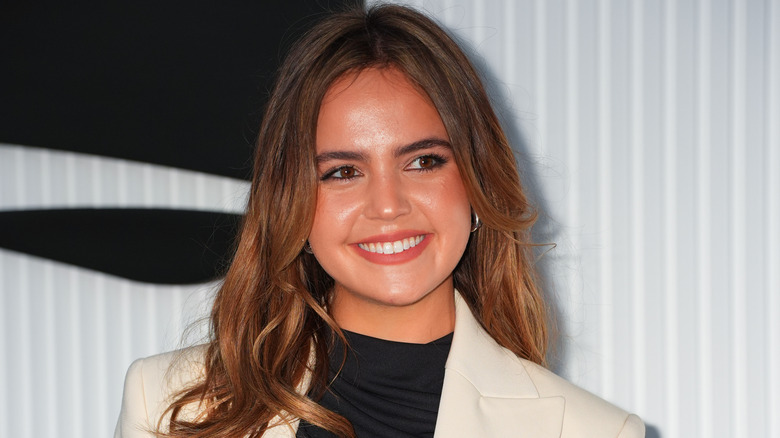 Bailee Madison smiling