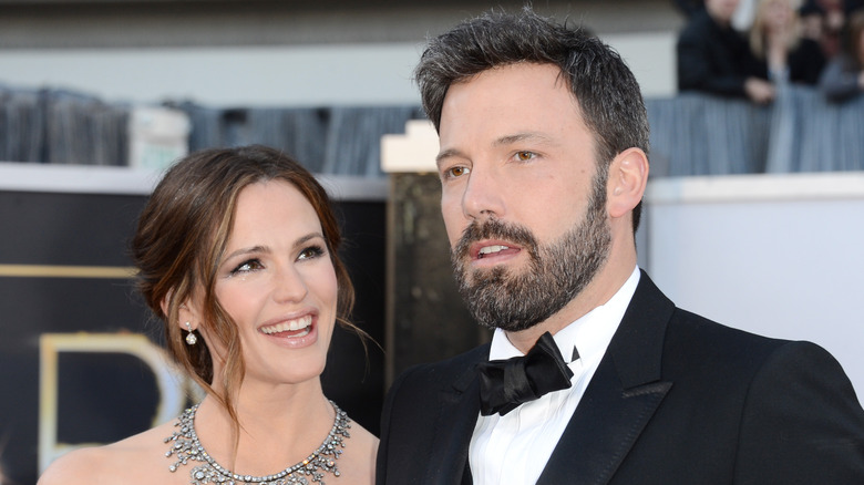 Jennifer Garner and Ben Affleck wearing formalwear