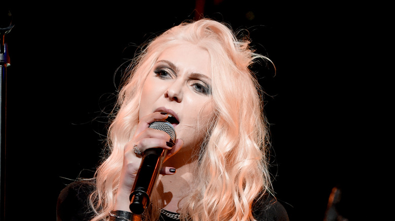 Taylor Momsen on stage